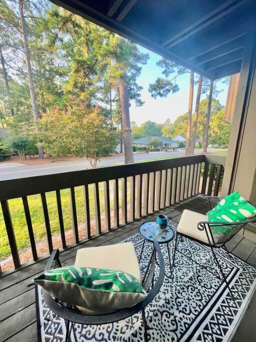The Green Tee Suite Pinehurst Exterior photo